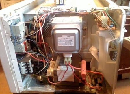 Pourquoi le magnétron micro-ondes ne fonctionne pas Pourquoi-le-magnétron-micro-ondes-ne-fonctionne-pas