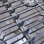comment nettoyer la grille de la cuisinière à gaz