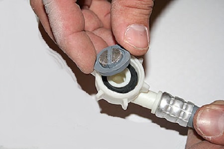 Ne tire pas d'eau ou tire lentement